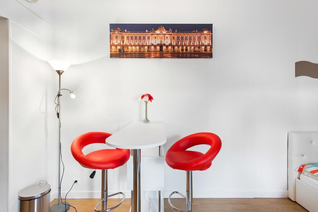 Nouvel Oasis Toulouse Saint Cyprien Apartamento Exterior foto